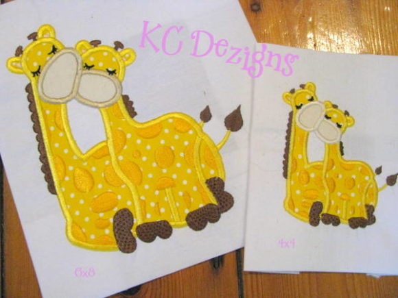 Giraffe Love Applique Design Review